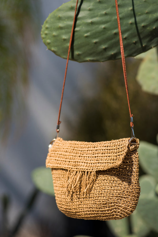 El Yapımı Örgü İp Renkli El Çantası